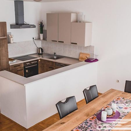 Helles 3 Schlafzimmer Apartment Zwischen Zagreb Zentrum & Natur מראה חיצוני תמונה