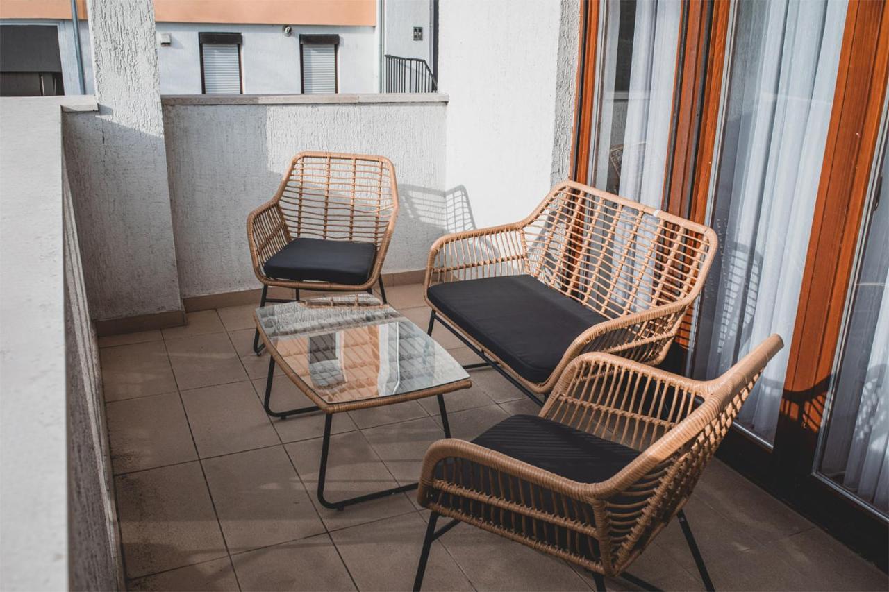 Helles 3 Schlafzimmer Apartment Zwischen Zagreb Zentrum & Natur מראה חיצוני תמונה