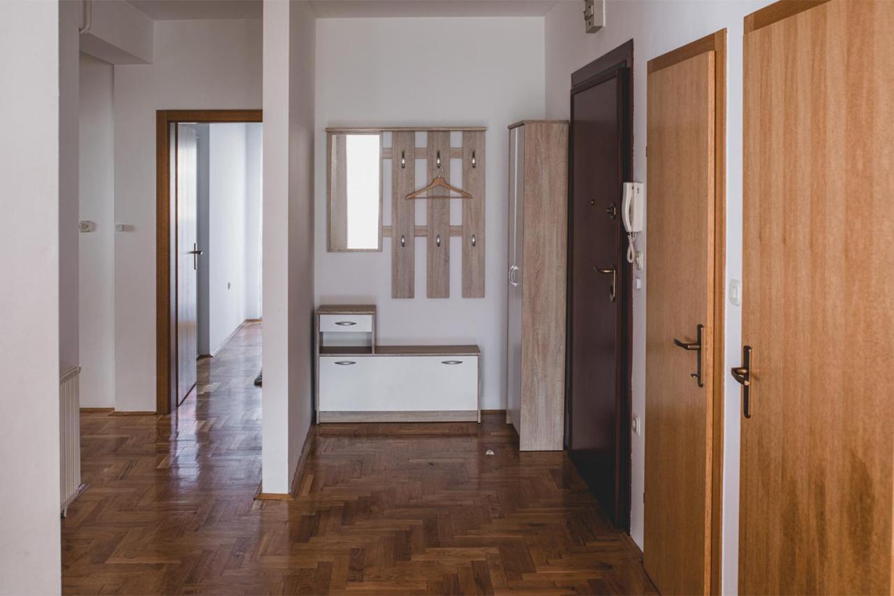 Helles 3 Schlafzimmer Apartment Zwischen Zagreb Zentrum & Natur מראה חיצוני תמונה